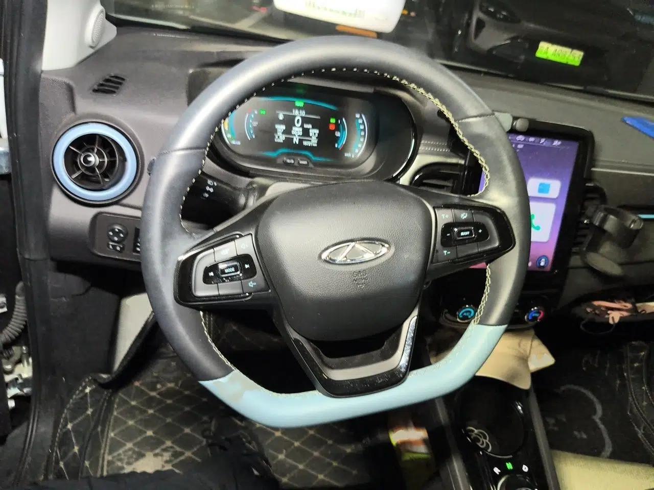 Chery QQ Little Ant 2022 Revised Version Sweet Pink Edition Half-Sugar Version Lithium Iron Phosphate 30.7 kWh 30 kW 301 km — миниатюра 9