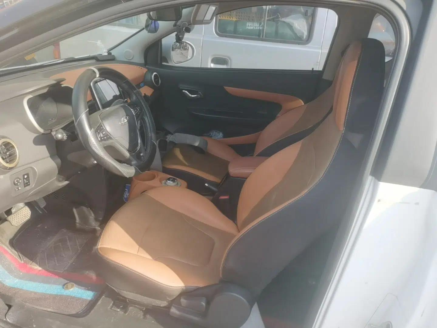 Chery QQ Little Ant 2018 400 4-Seater Smart Luxury Edition — миниатюра 17