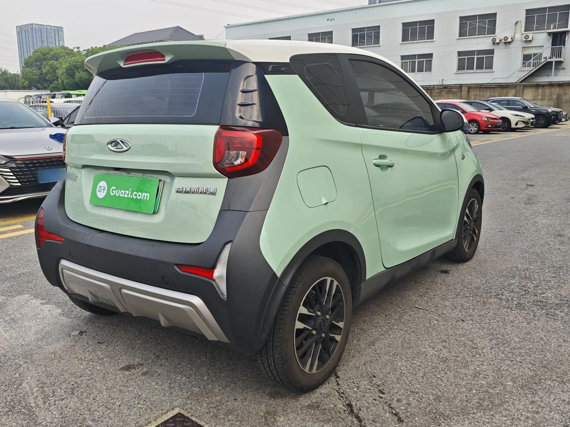 Chery QQ Little Ant 2022 Revised Version Sweet Pink Edition Half-Sugar Version Lithium Iron Phosphate 30.7 kWh 30 kW 301 km — миниатюра 16