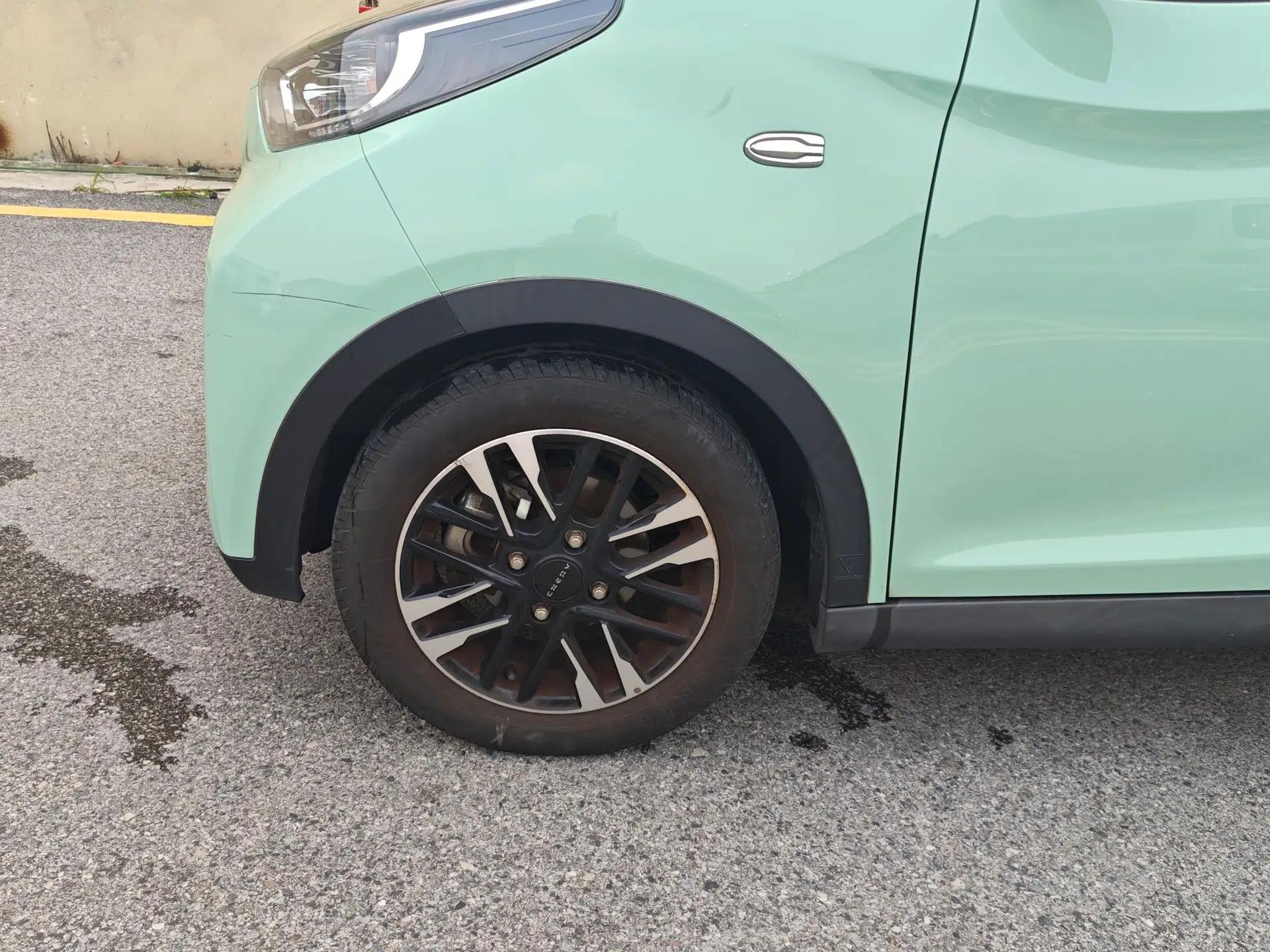 Chery QQ Little Ant 2022 Revised Version Sweet Pink Edition Half-Sugar Version Lithium Iron Phosphate 30.7 kWh 30 kW 301 km — миниатюра 19