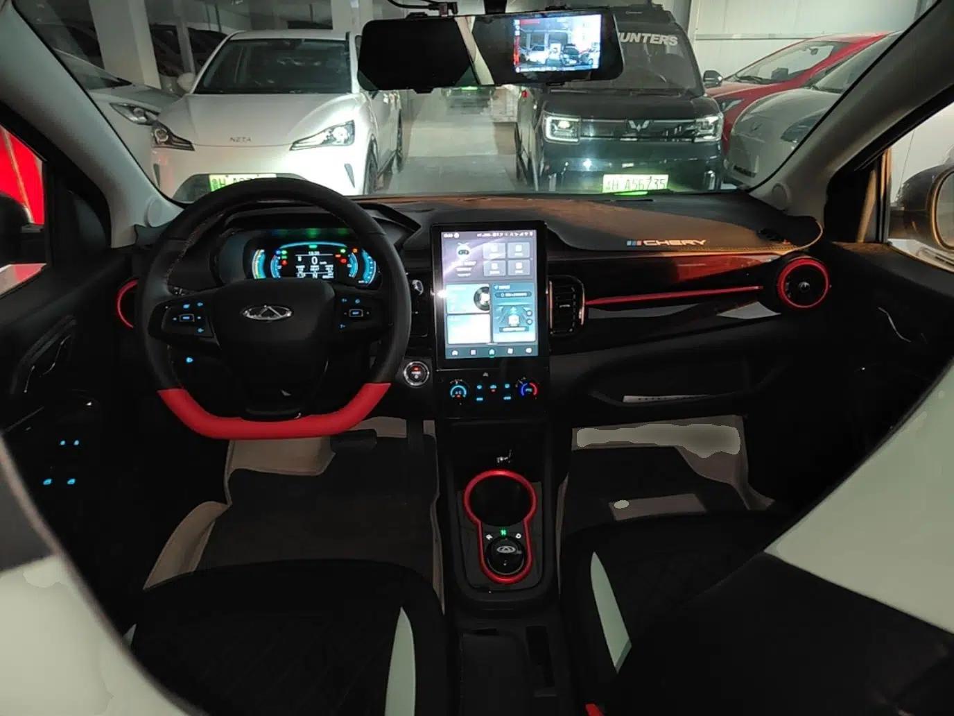 Chery QQ Little Ant 2024 Revised Version Youth Edition 251 km True Love Edition 25.05 kWh — миниатюра 12