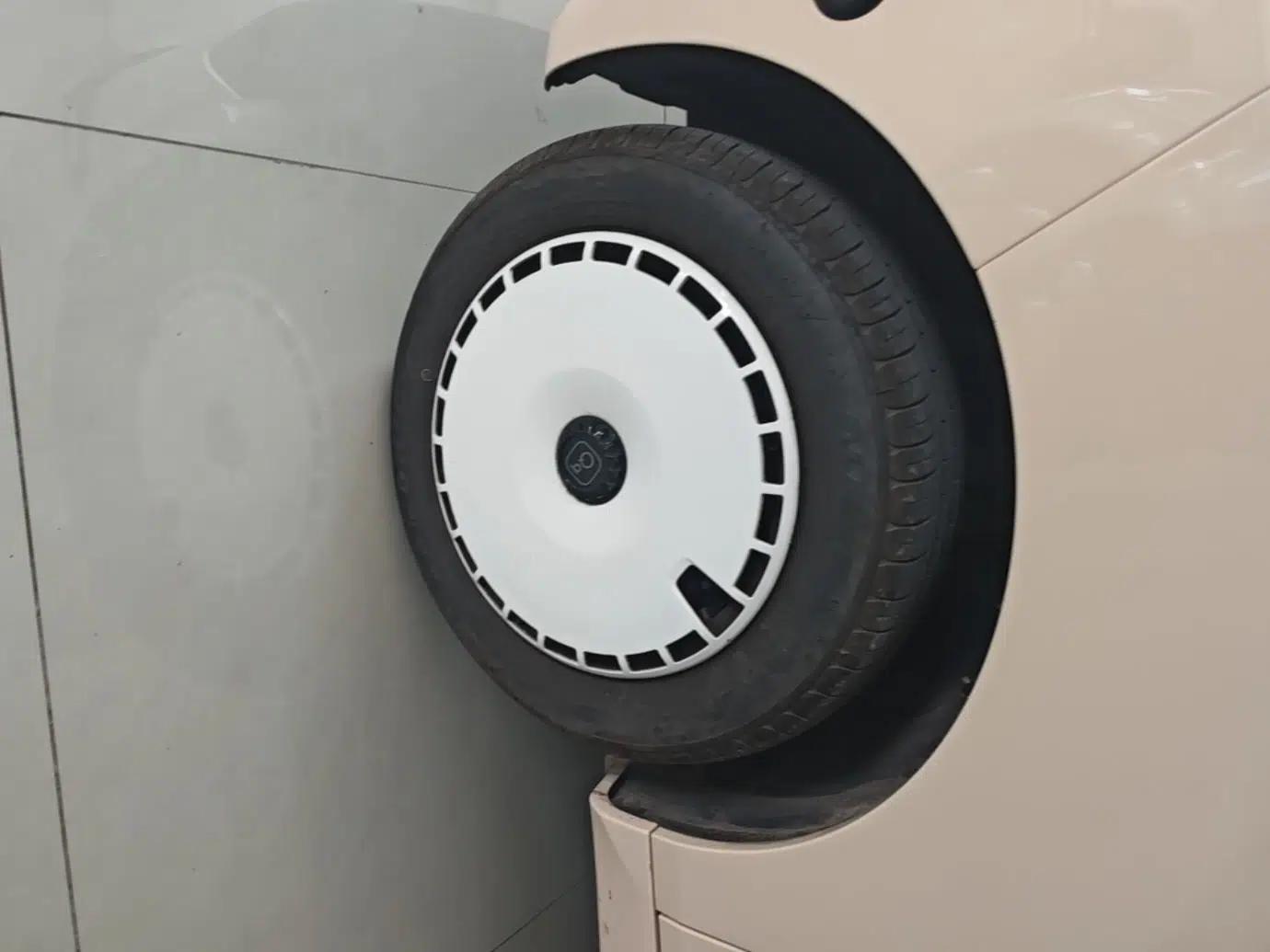Chery QQ Ice Cream 2025 Model 205km Sundae Edition — миниатюра 10