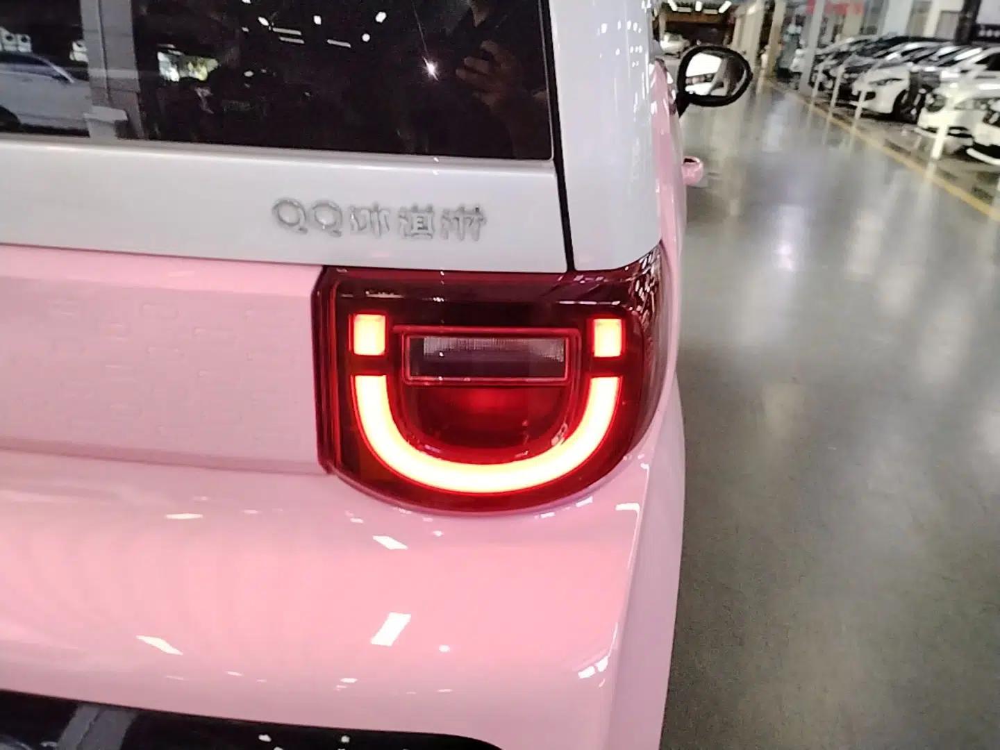 Chery QQ Ice Cream 2022 Taohuanxi Sweet Peach Edition — миниатюра 9
