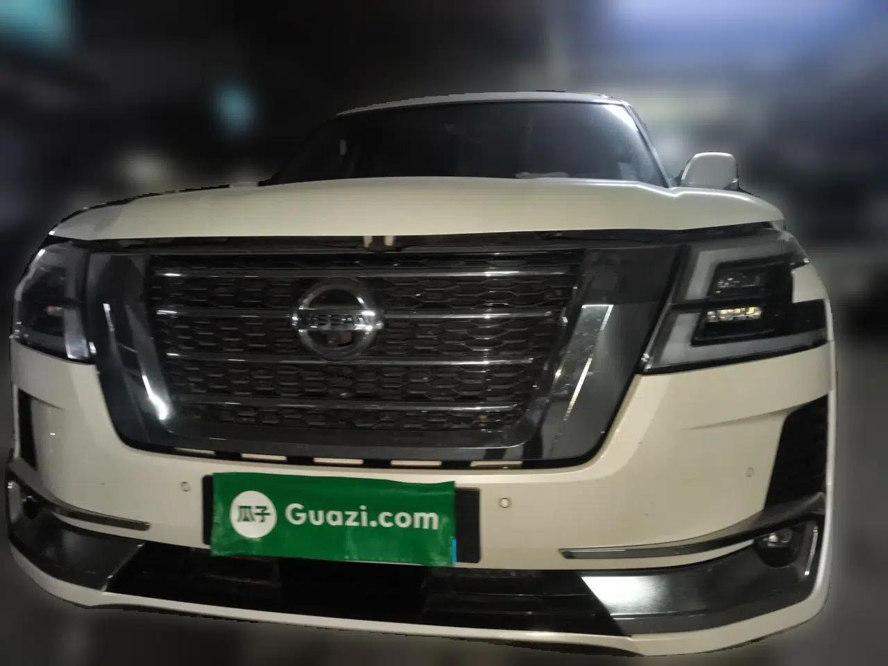 Nissan Patrol 2018 Y61 4.8L Automatic 5-Door Safari Middle East — миниатюра 2