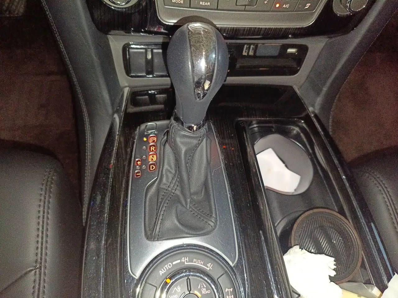 Nissan Patrol 2019 Model, 4.0L, Middle East Specification, 7-Seater — миниатюра 14