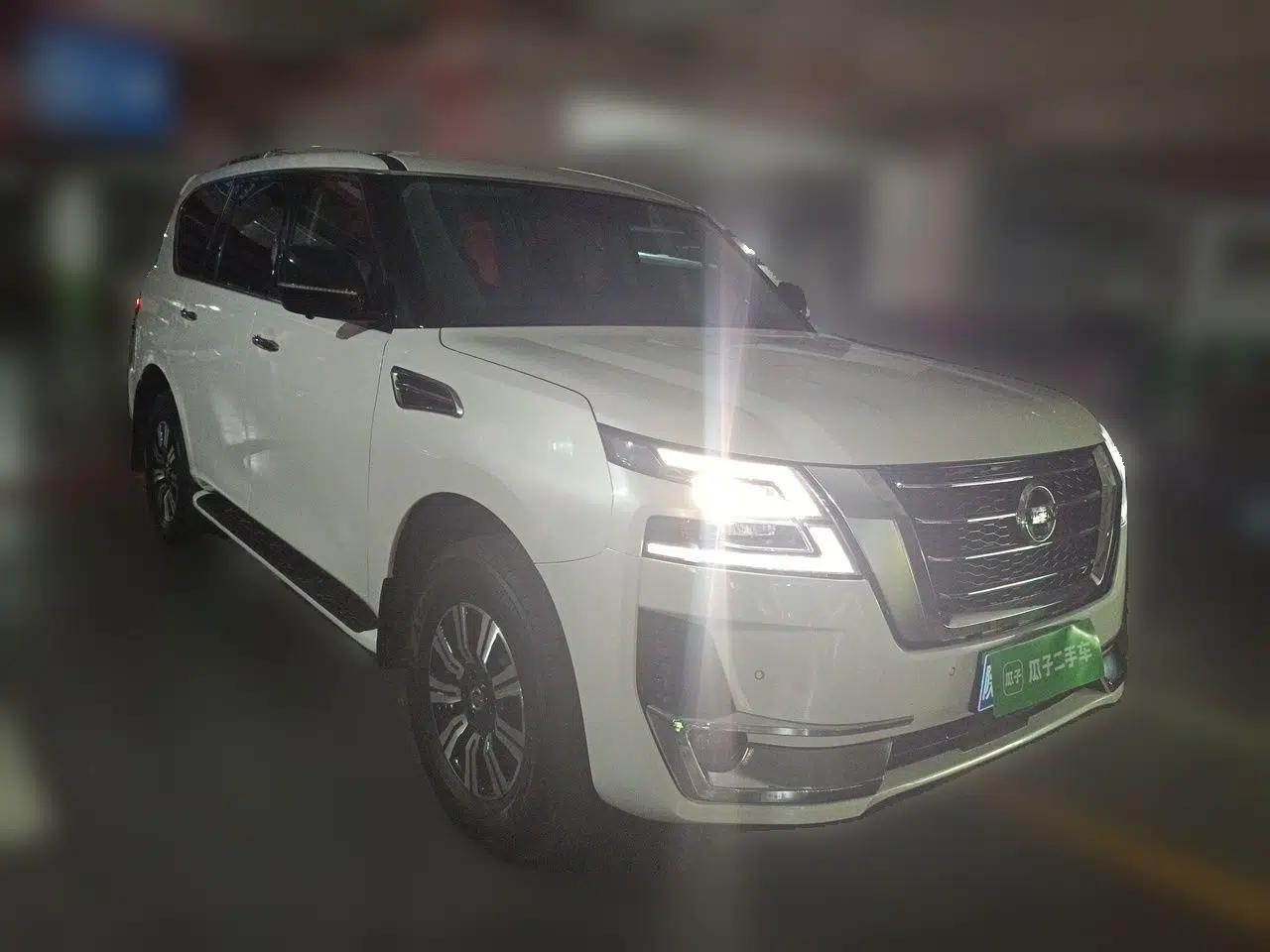 Nissan Patrol 2019 Model, 4.0L, Middle East Specification, 7-Seater — миниатюра 3