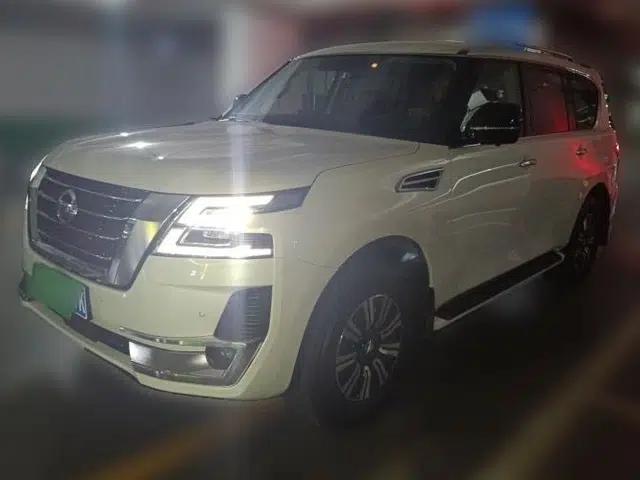 Nissan Patrol 2019 Model, 4.0L, Middle East Specification, 7-Seater