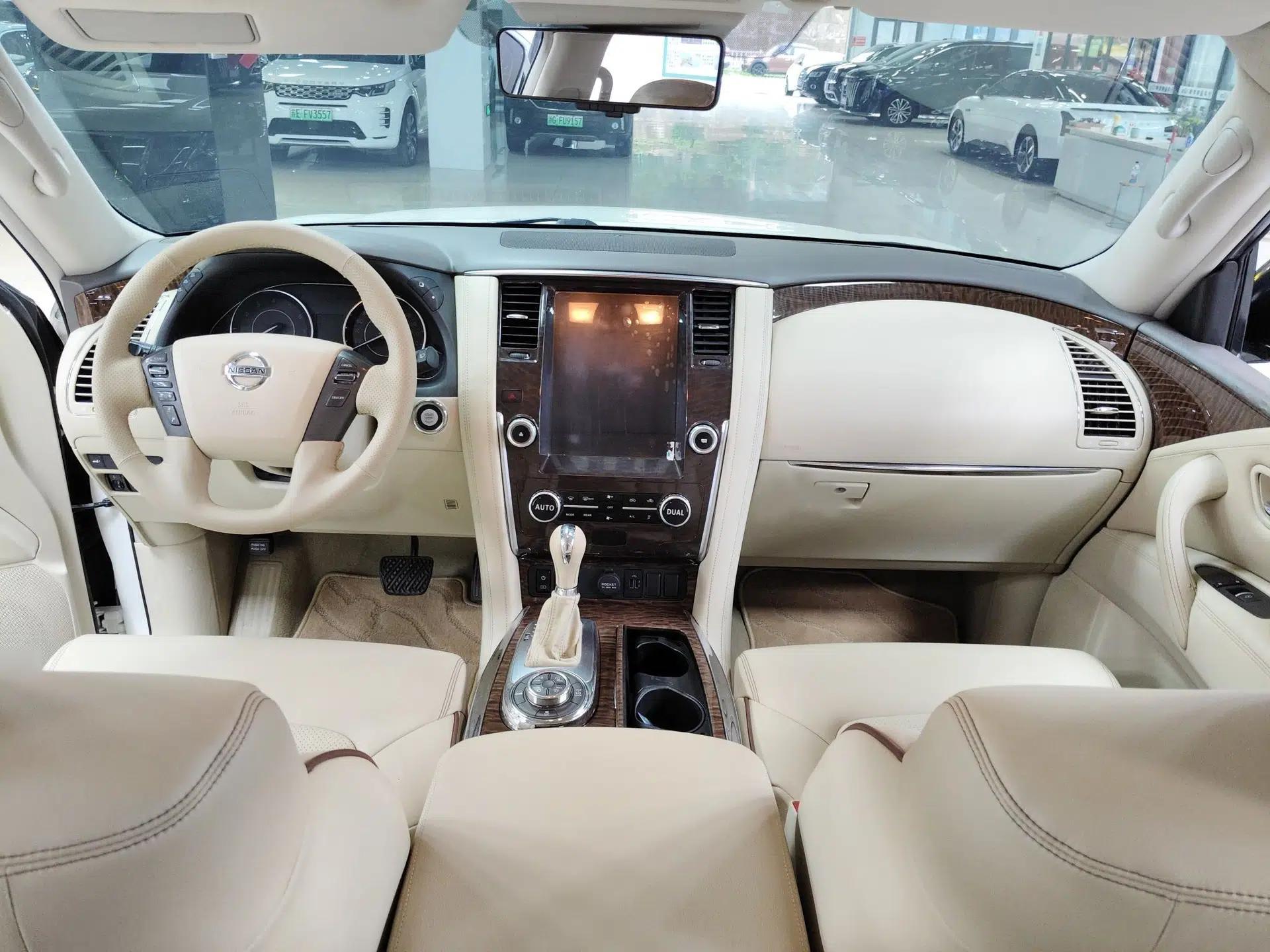 Nissan Patrol Tulai (parallel import) — миниатюра 11