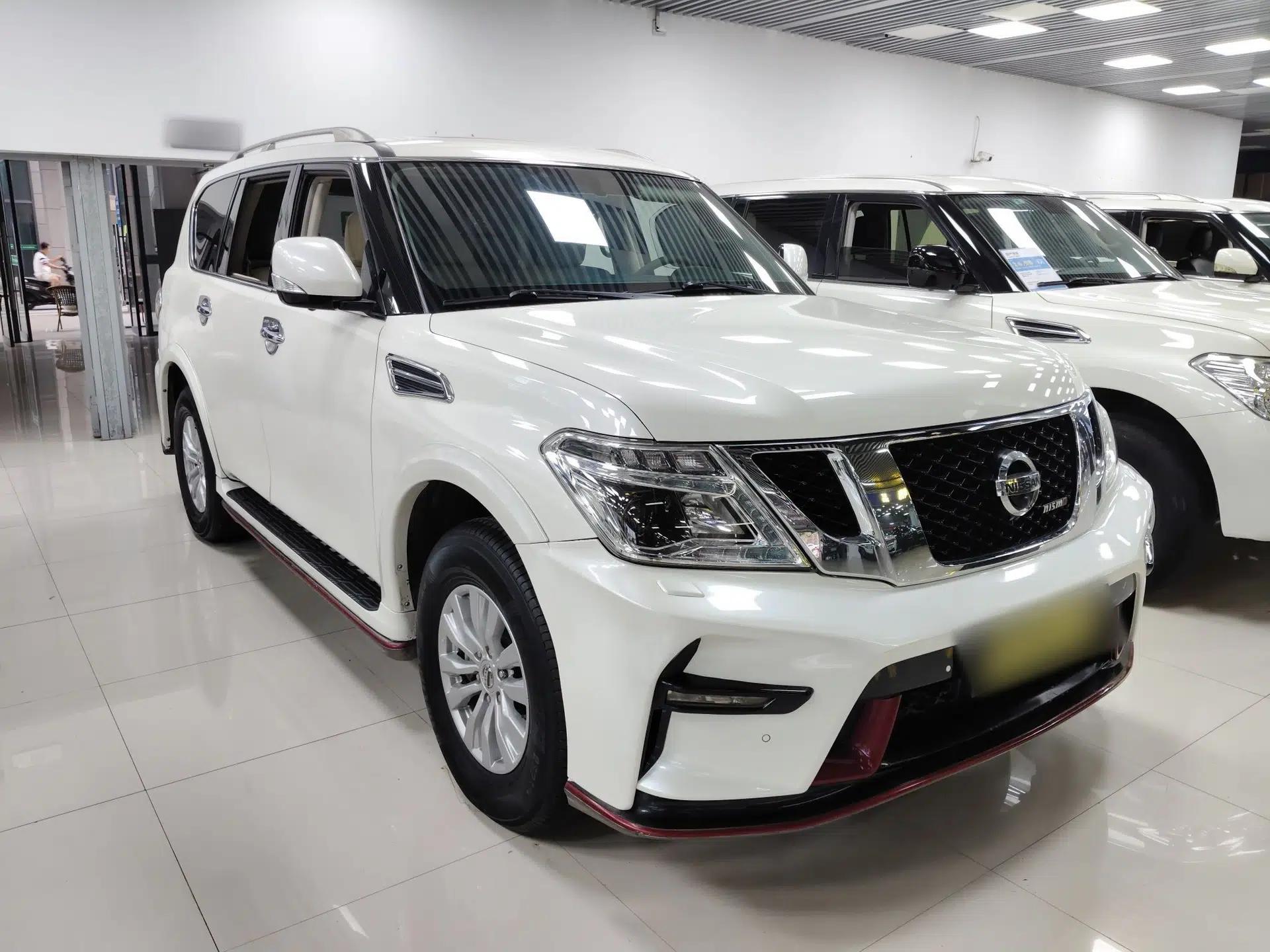 Nissan Patrol Tulai (parallel import) — миниатюра 3