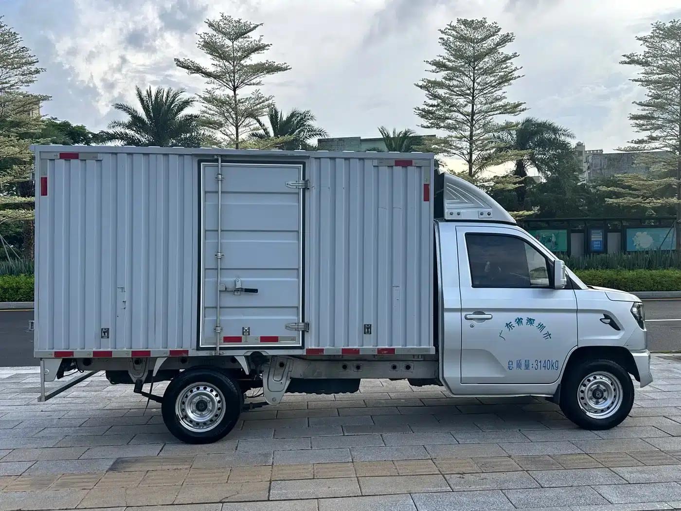 Changan Star Truck PLUS 2022 1.6L Comfort Air-Conditioned Single-Row Steel Plate Van DAM16KR — миниатюра 30