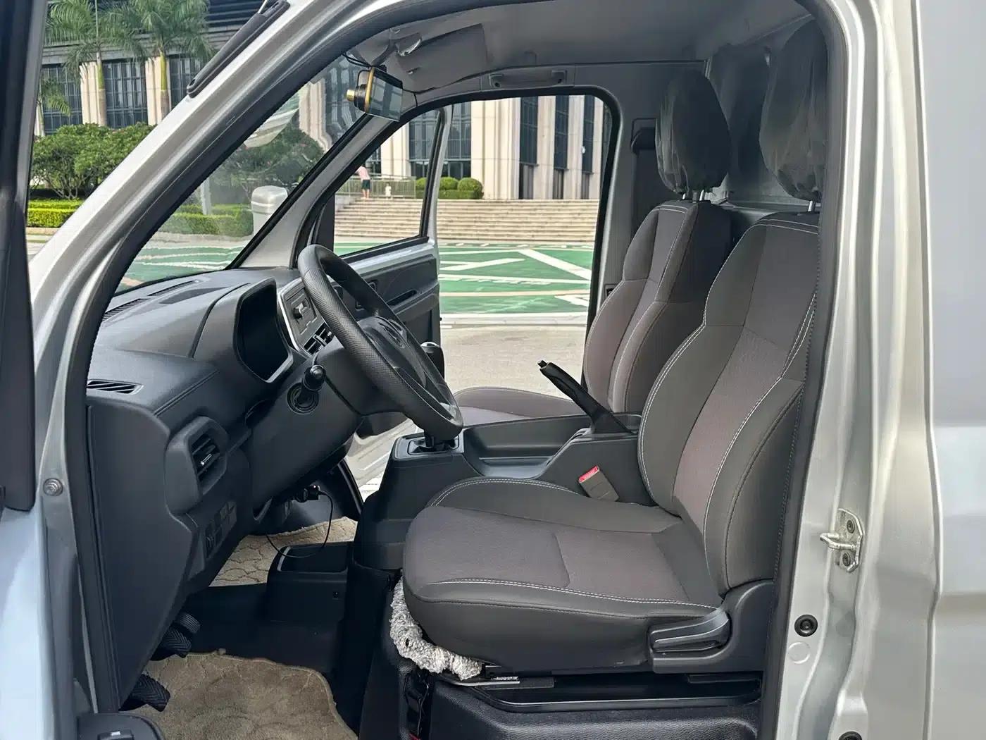 Changan Star Truck PLUS 2022 1.6L Comfort Air-Conditioned Single-Row Steel Plate Van DAM16KR — миниатюра 6