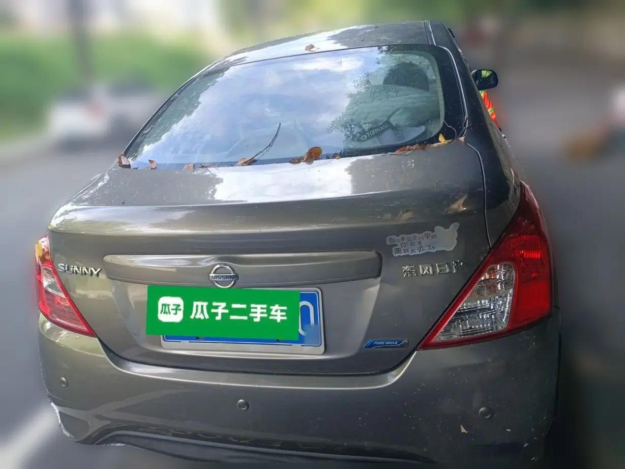 Nissan Sunny 2014 1.5XE Manual Elite Edition — миниатюра 5