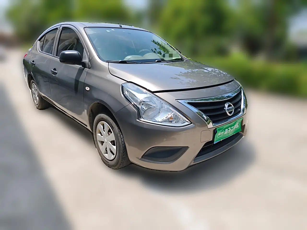 Nissan Sunny 2015 1.5XE Manual Comfort Edition — миниатюра 3
