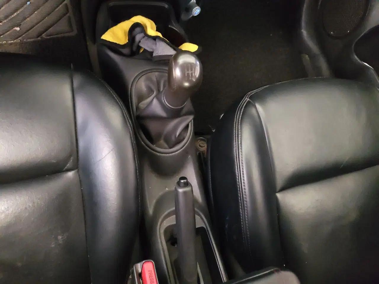 Nissan Sunny 2011 1.5XE Manual Comfort Edition — миниатюра 14