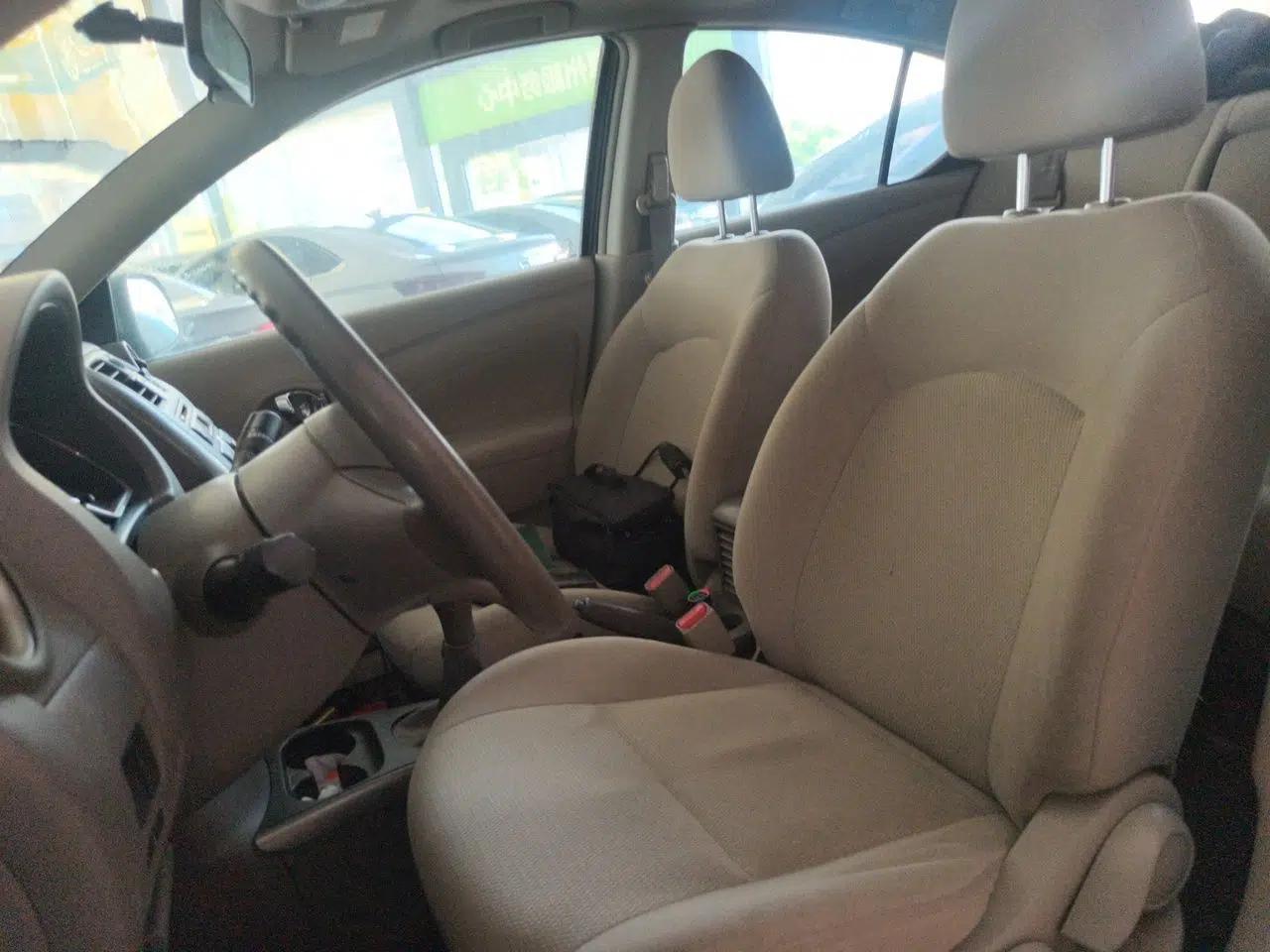 Nissan Sunny 2011 1.5XL Manual Deluxe Edition — миниатюра 15