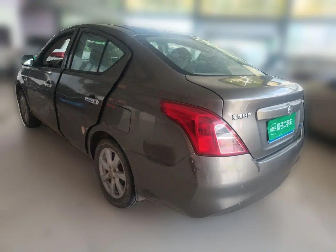 Nissan Sunny 2011 1.5XL Manual Deluxe Edition — миниатюра 4