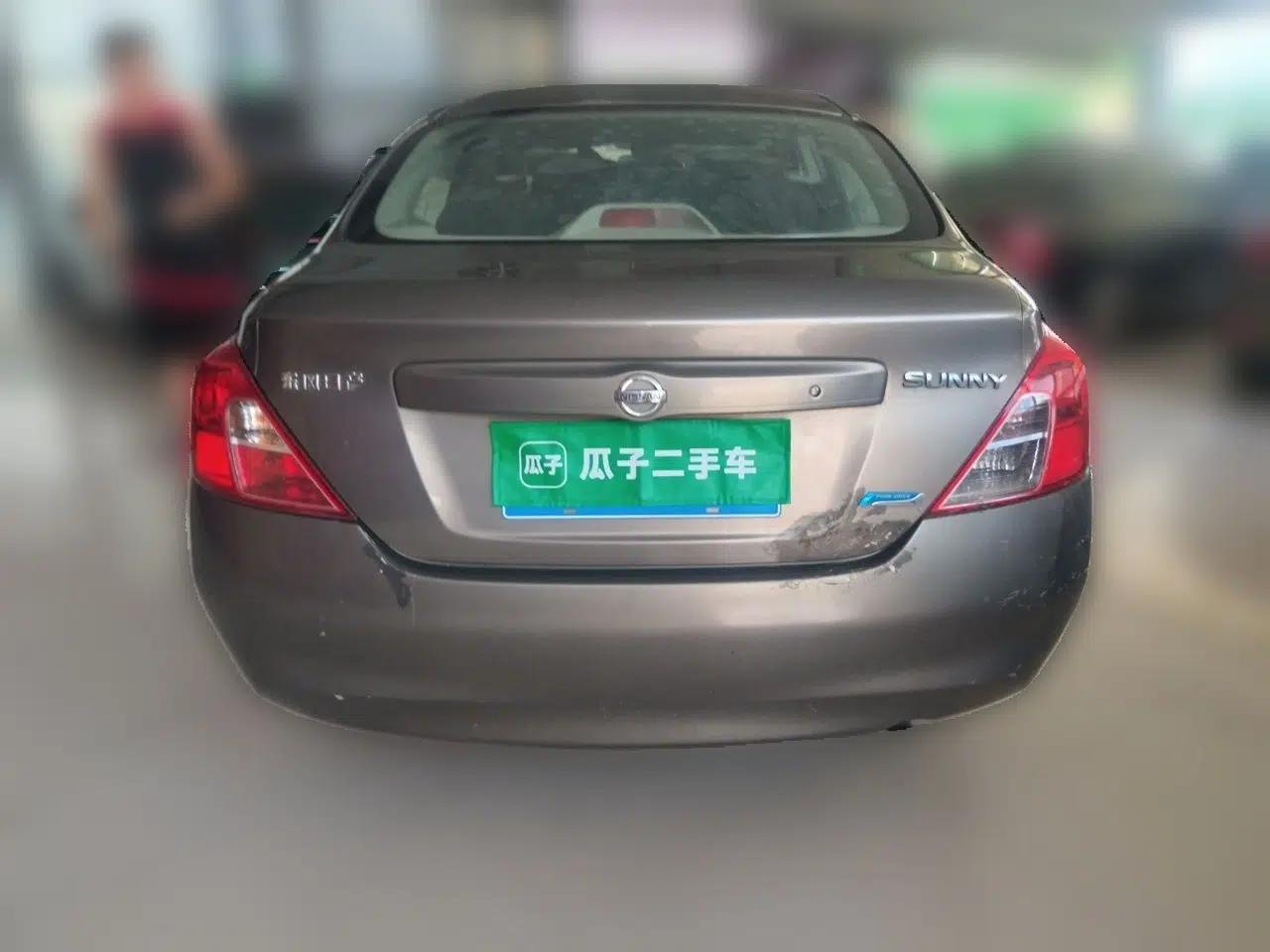 Nissan Sunny 2011 1.5XL Manual Deluxe Edition — миниатюра 5