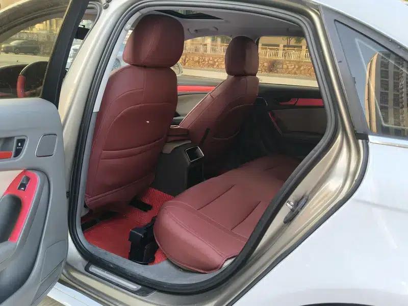 Audi A4L 2012 2.0 TFSI Automatic Standard Edition — миниатюра 12