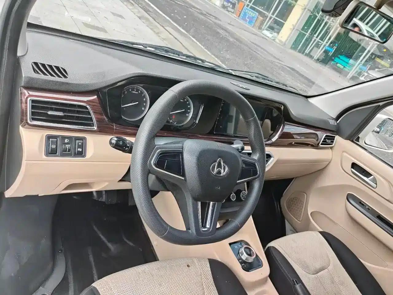 CrossStar V7 EV 2025 Model, 285km/h, Luxury 6-seater, Ningde 2C, 41.86kWh — миниатюра 4