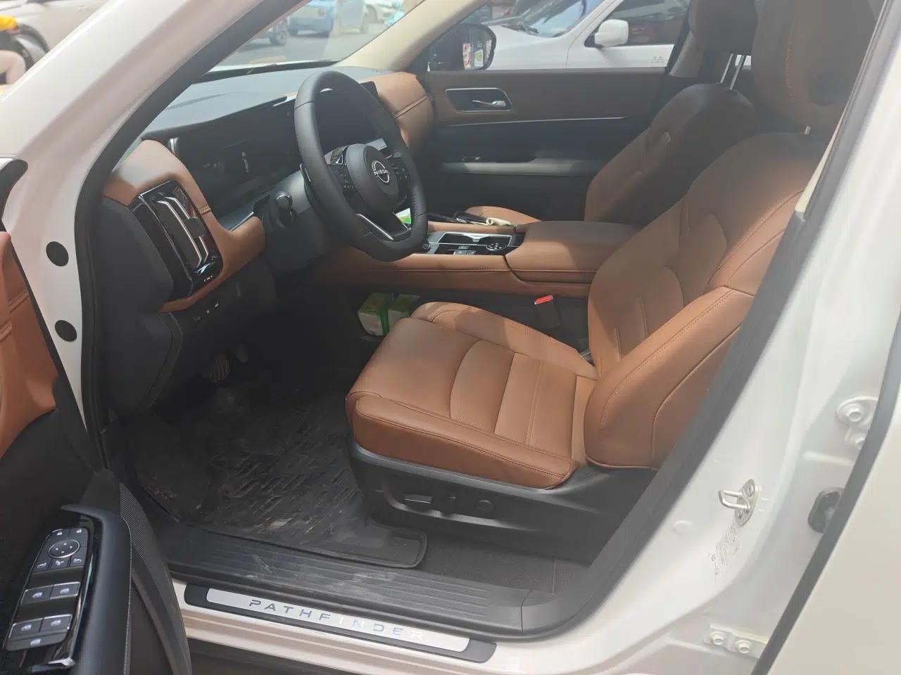 Nissan Pathfinder 2024 380 VC-TURBO Four-Wheel Drive Intelligent Driving Version 6 Seats — миниатюра 16