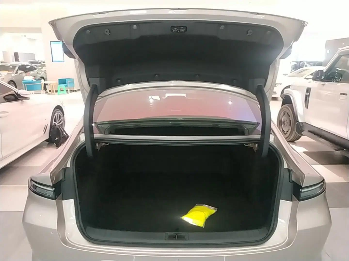 Nissan N6 2026 Model 180 Max — миниатюра 22