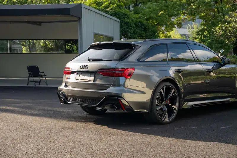2021 Audi RS 6 RS 6 4.0T Avant — миниатюра 8