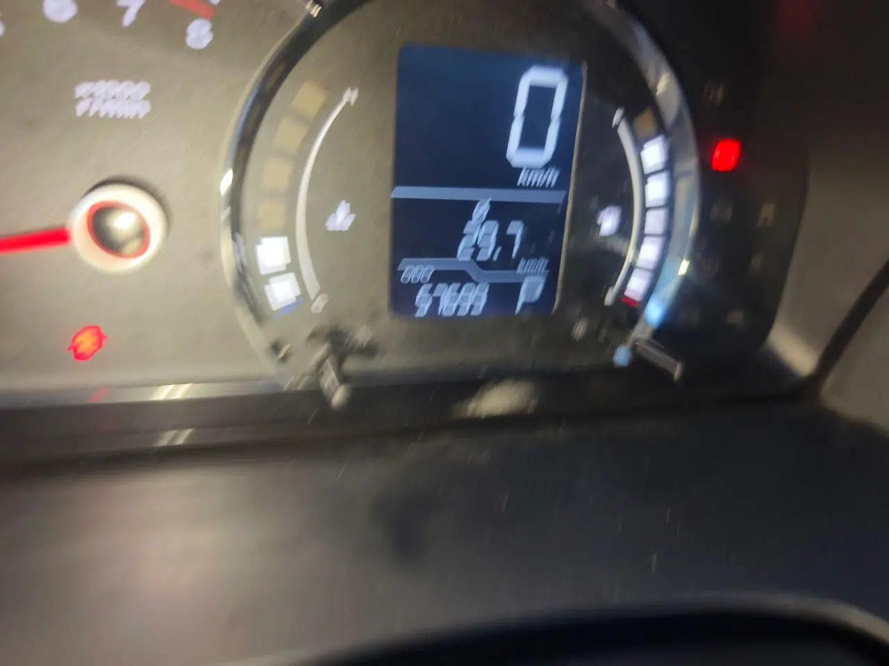Roewe 350 2014 1.5L Automatic Xunyue Version — миниатюра 12