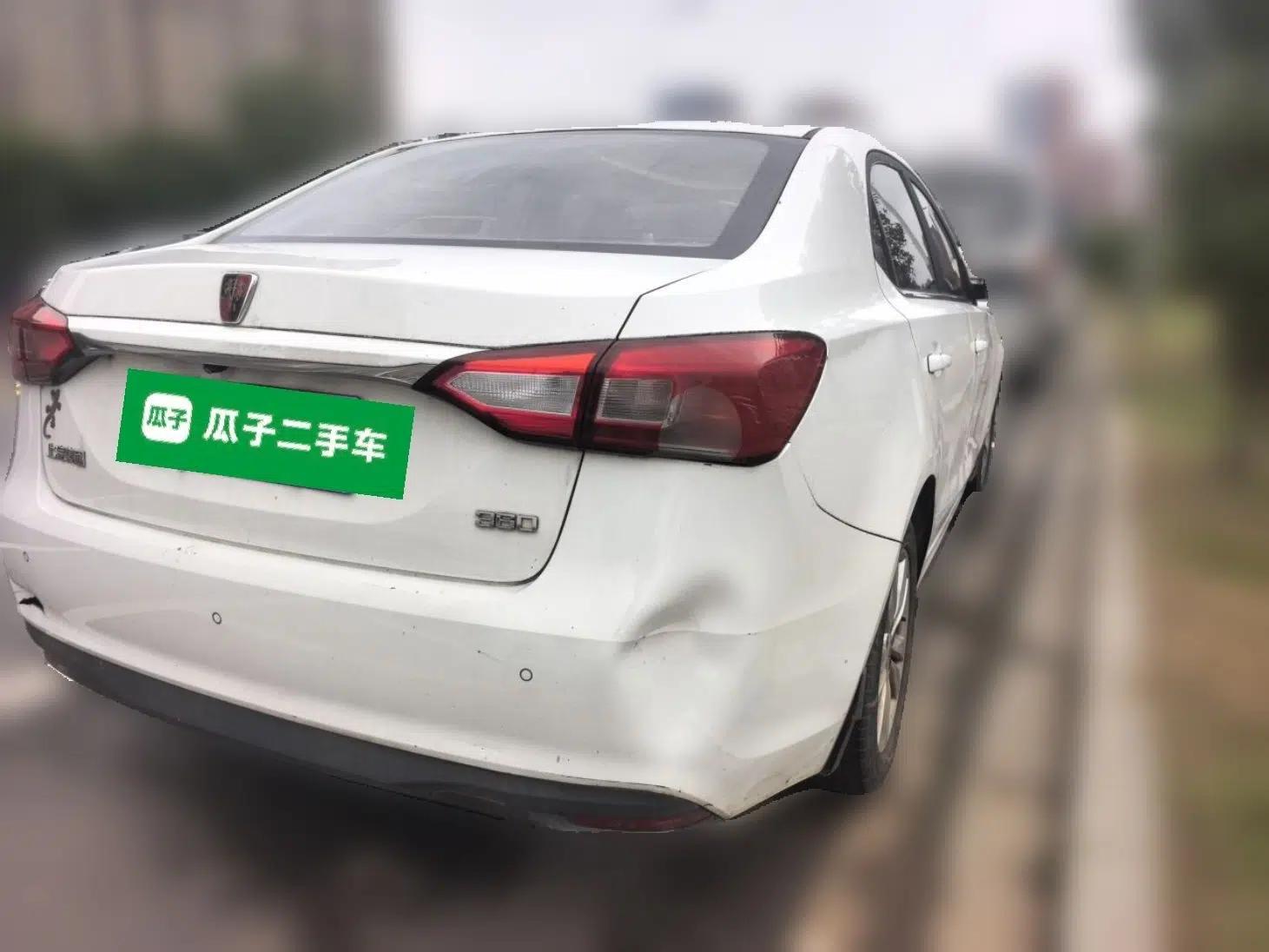 Roewe 360 2015 1.5L Manual Luxury Edition — миниатюра 6