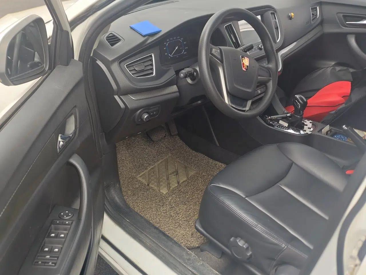 Roewe 360 2015 1.5L Automatic Luxury Edition — миниатюра 16