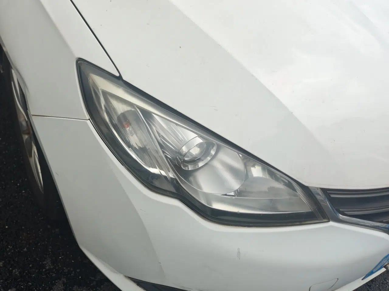 Roewe 360 2015 1.5L Automatic Luxury Edition — миниатюра 7