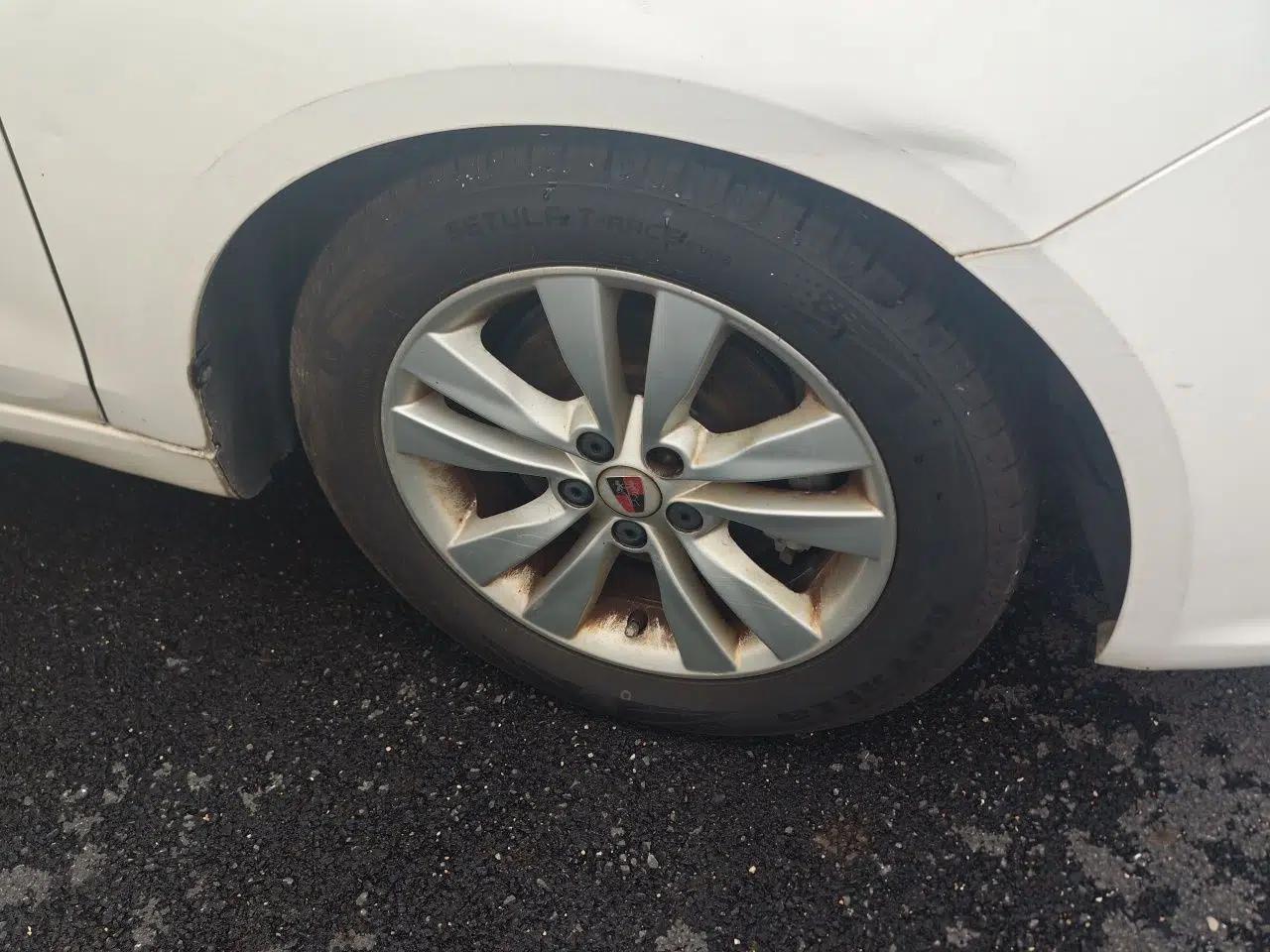 Roewe 360 2015 1.5L Automatic Luxury Edition — миниатюра 8