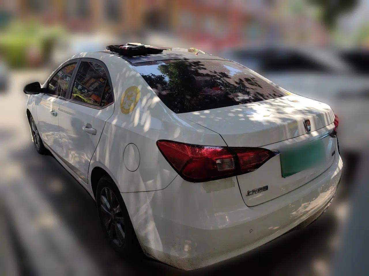 Roewe 360 2015 20T TST Deluxe Edition — миниатюра 4