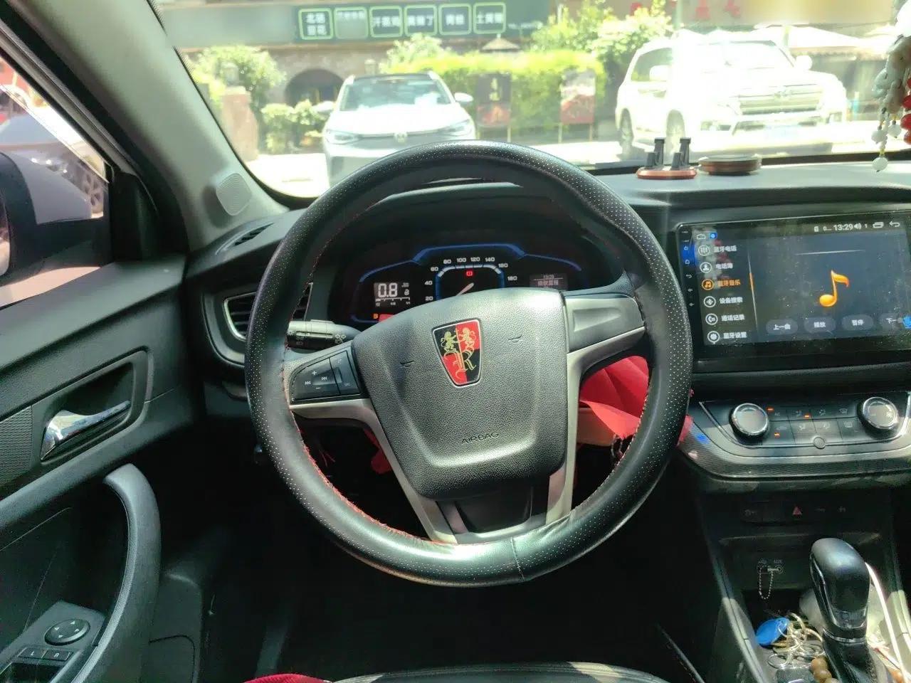 Roewe 360 2015 20T TST Deluxe Edition — миниатюра 10