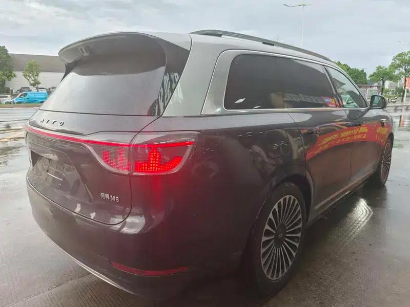 Wenjie M9 2025 Ultra Extended Range Six-Seat Version (192-line LiDAR) — миниатюра 6