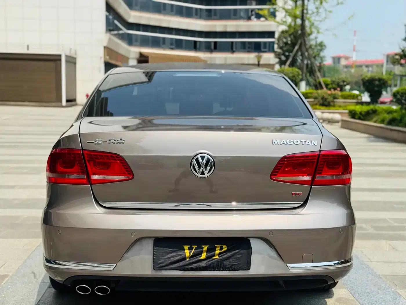 2015 Volkswagen Passat 2.0TSI Luxury — миниатюра 7