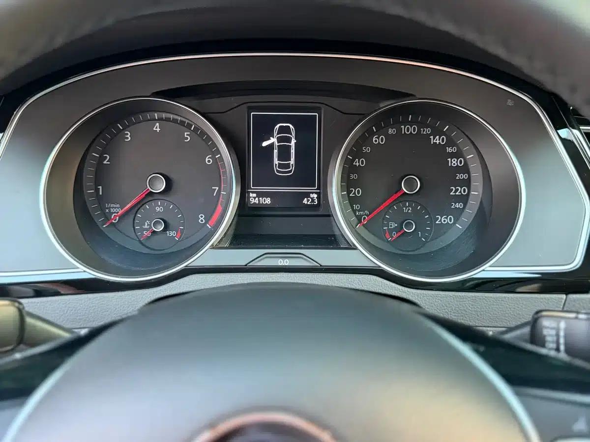 2019 Volkswagen Magotan 330TSI DSG Luxury Edition (China VI Emission Standard) — миниатюра 6