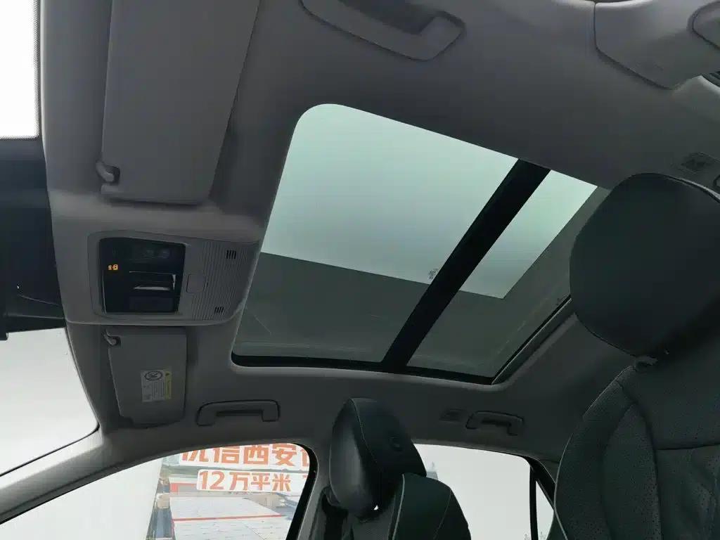 2024 Volkswagen Magotan 380TSI DSG Supreme Edition — миниатюра 14