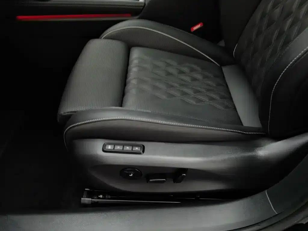 2024 Volkswagen Magotan 380TSI DSG Supreme Edition — миниатюра 20