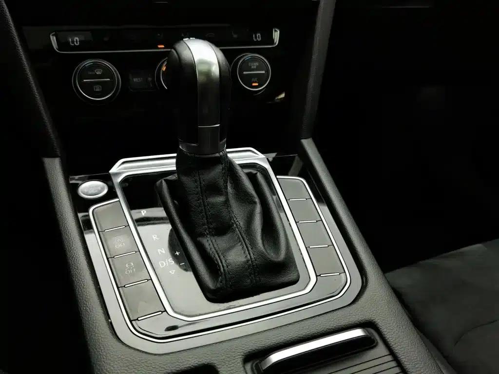 2018 Volkswagen Magotan 330TSI DSG Luxury — миниатюра 13
