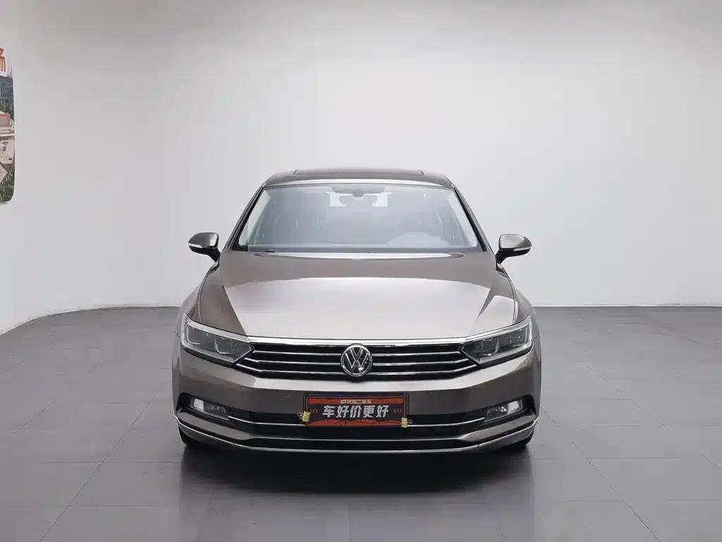 2018 Volkswagen Magotan 330TSI DSG Luxury — миниатюра 3