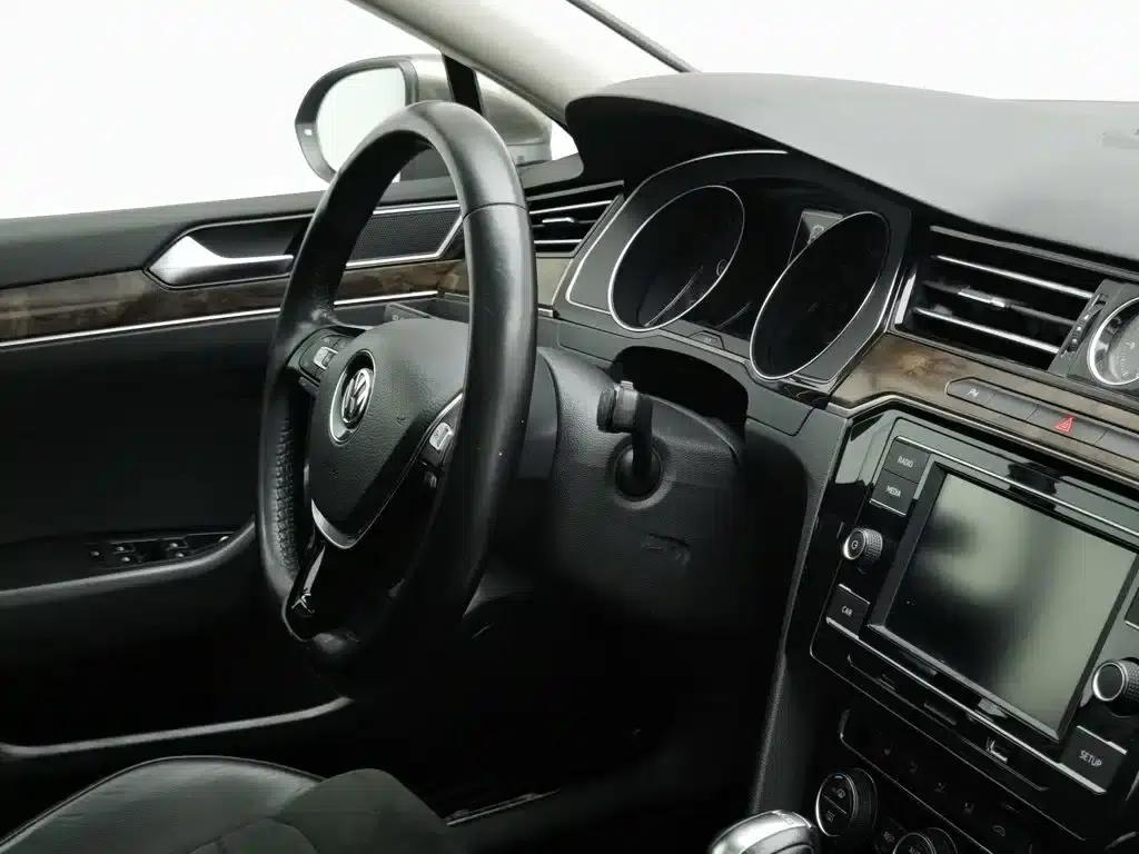 2018 Volkswagen Magotan 330TSI DSG Luxury — миниатюра 22