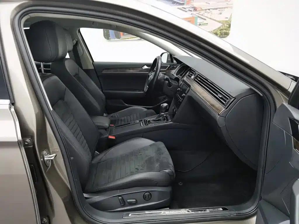 2018 Volkswagen Magotan 330TSI DSG Luxury — миниатюра 23