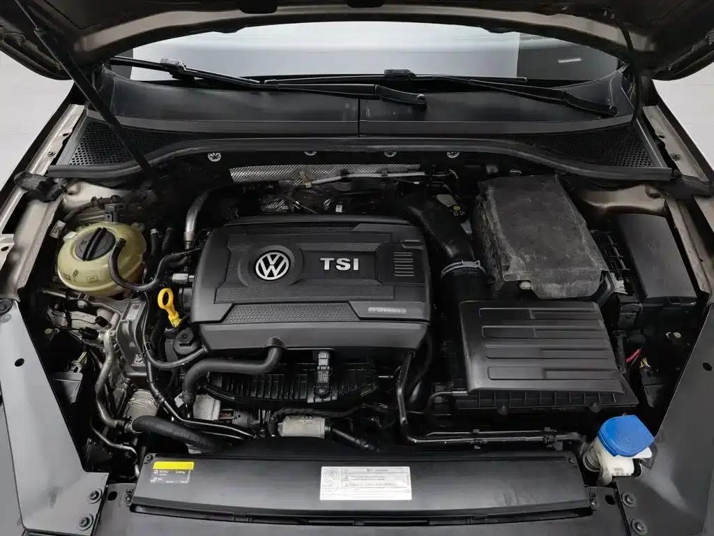 2018 Volkswagen Magotan 330TSI DSG Luxury — миниатюра 6