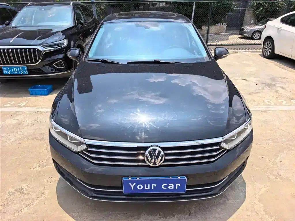 2017 Volkswagen Passat 330TSI DSG Luxury — миниатюра 2
