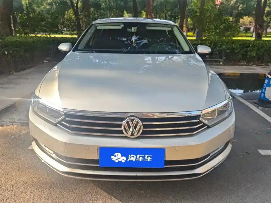 2018 Volkswagen Magotan 330TSI DSG Luxury — миниатюра 2