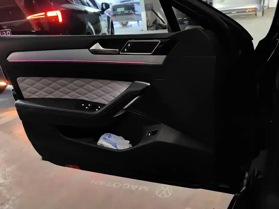 2024 Volkswagen Magotan 330TSI DSG Luxury Edition (2 Million Units Limited Edition) — миниатюра 7