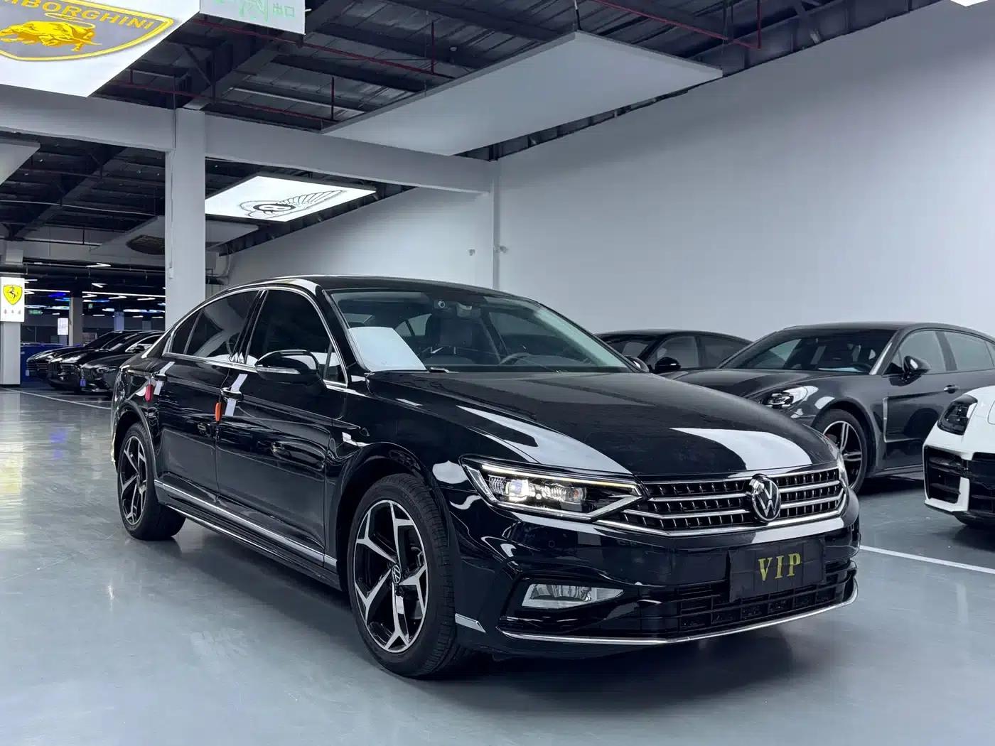 Volkswagen Magotan 2023 2 Millionth Unit Commemorative Edition 330TSI DSG Leading Model — миниатюра 3