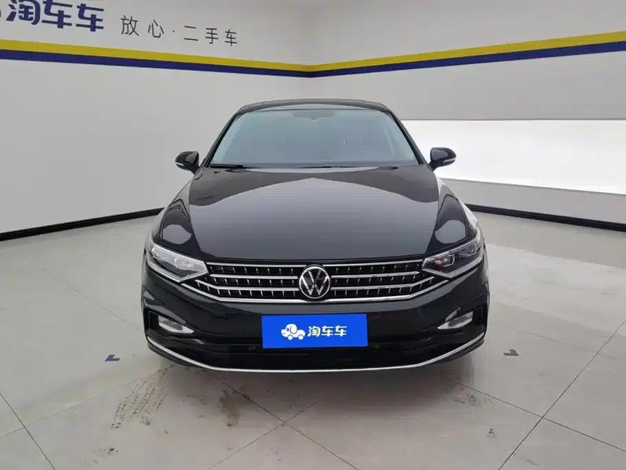 Volkswagen Magotan 2023 2 Millionth Unit Commemorative Edition 330TSI DSG Leading Model — миниатюра 2
