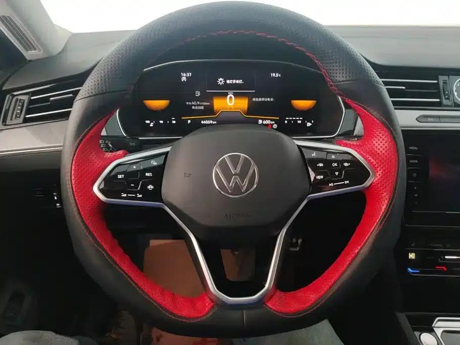 Volkswagen Magotan 2023 2 Millionth Unit Commemorative Edition 330TSI DSG Leading Model — миниатюра 15
