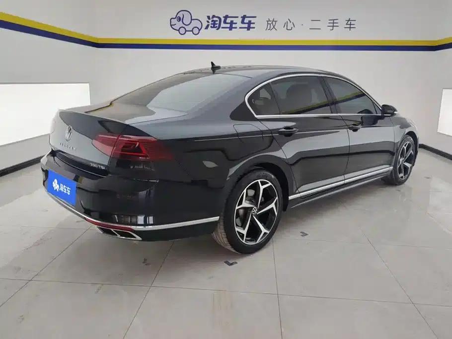Volkswagen Magotan 2023 2 Millionth Unit Commemorative Edition 330TSI DSG Leading Model — миниатюра 3
